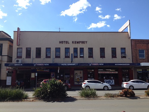 Kempsey Hotel